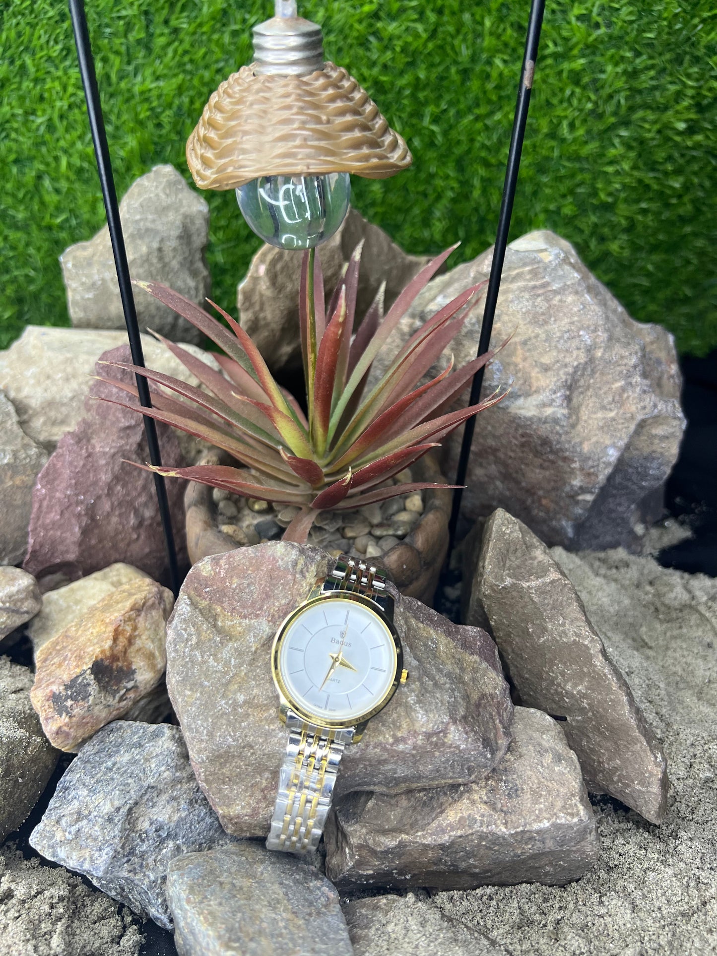 Badus Elegance Two-Tone Women’s Watch – Silver & Gold Luxury Timepiece