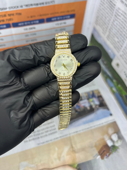 ORENSON Luxe Crystal Women’s Watch – Golden Chain Luxury Timepiece